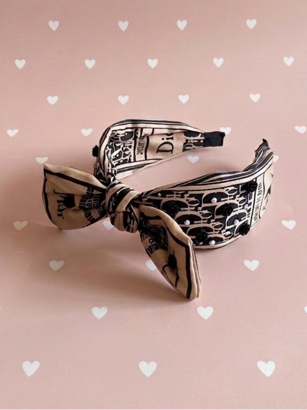 🆕Hand Crafted Beige and Black Printed Bow Scarf Headband🤎🖤